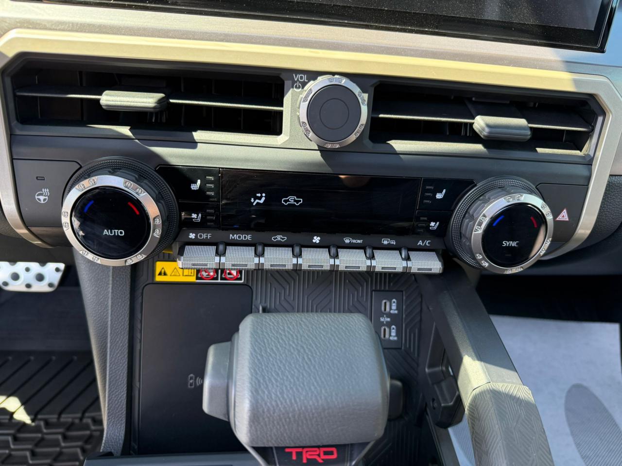 TOYOTA TACOMA TRD SPORT PREMIUM