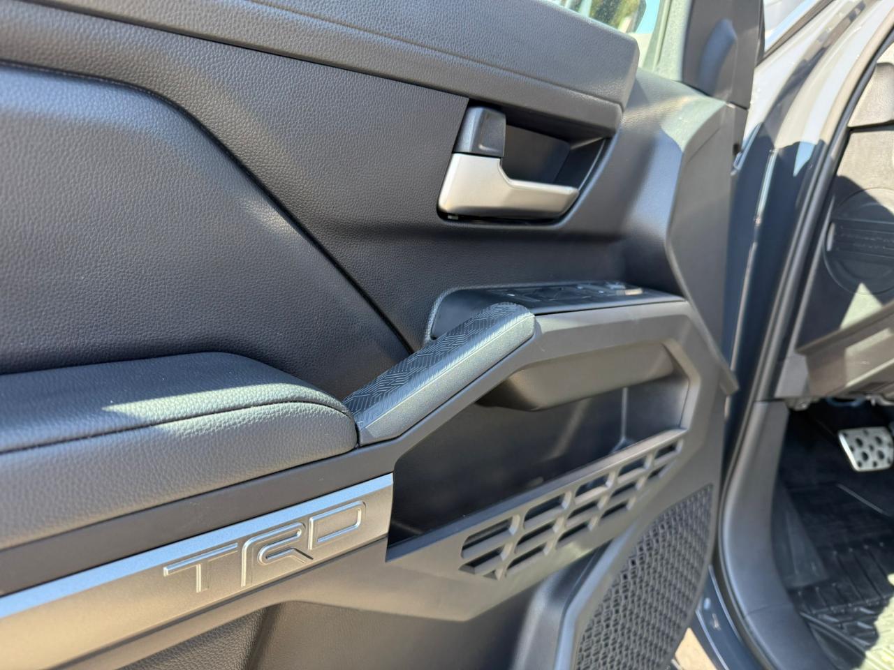 TOYOTA TACOMA TRD SPORT PREMIUM