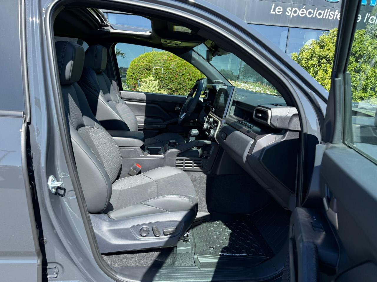 TOYOTA TACOMA TRD SPORT PREMIUM