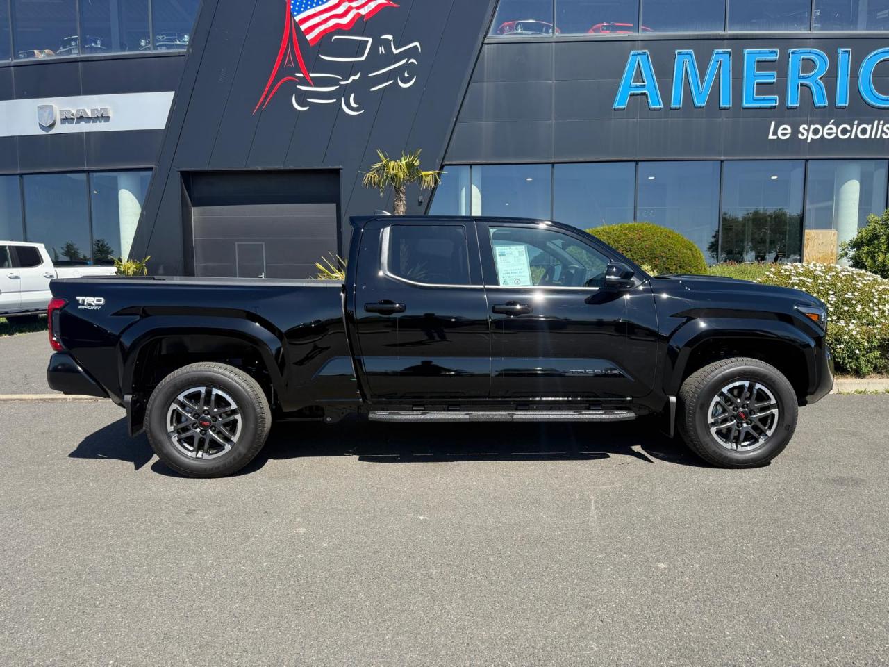 TOYOTA TACOMA TRD SPORT PREMIUM