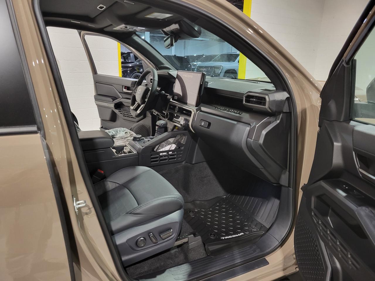 TOYOTA TACOMA TRD SPORT PREMIUM