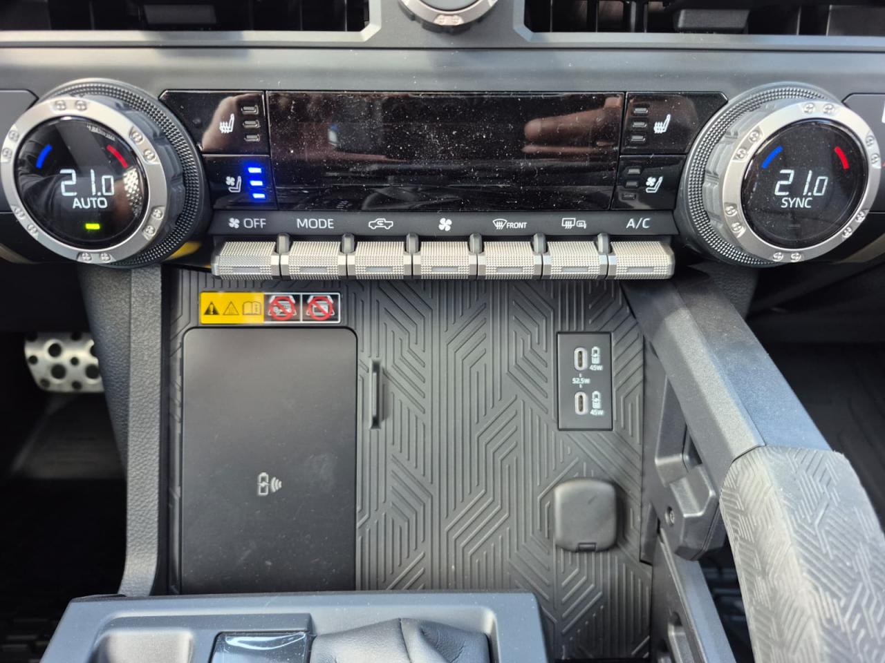 TOYOTA TACOMA TRD SPORT PREMIUM