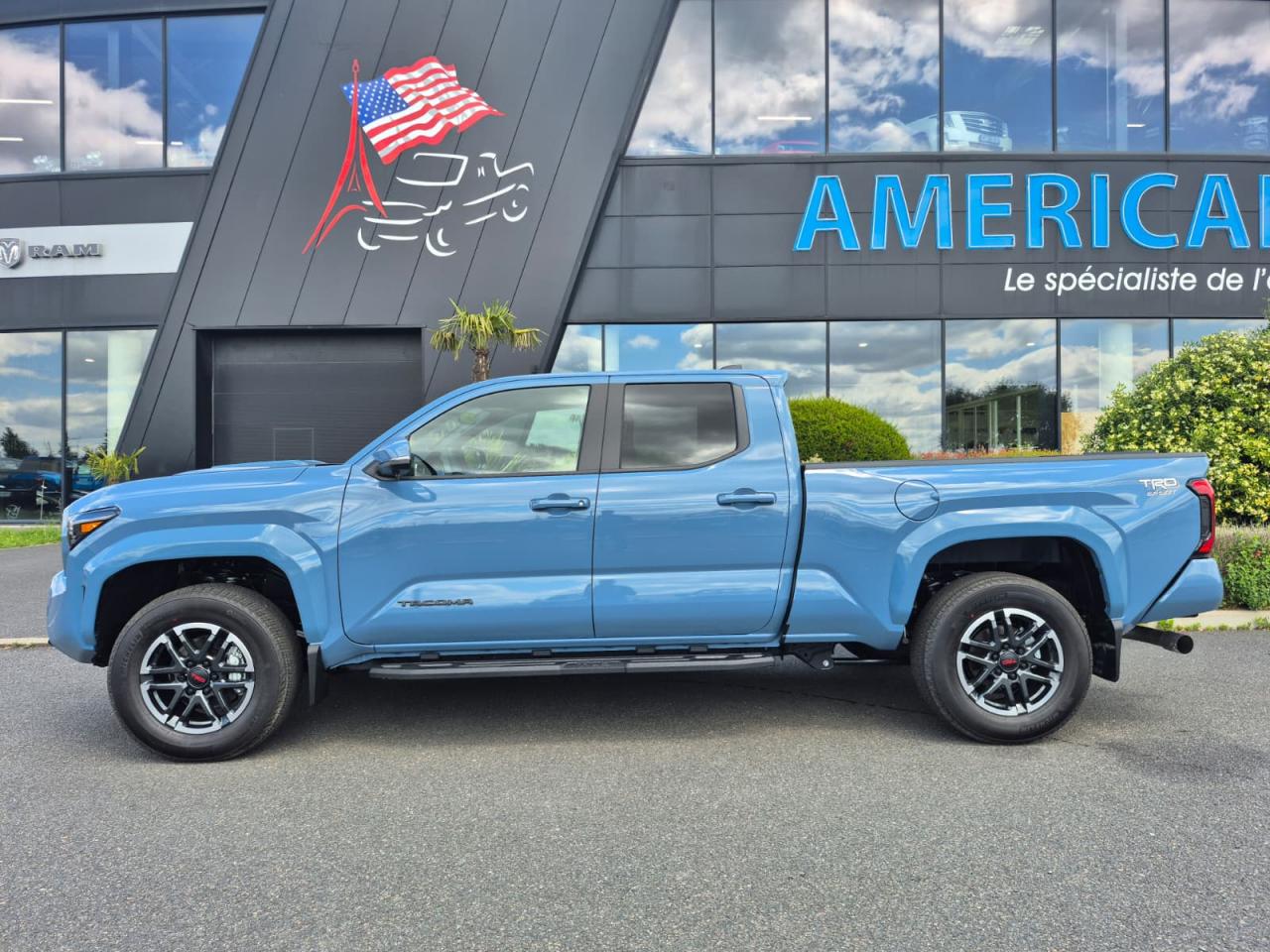 TOYOTA TACOMA TRD SPORT PREMIUM