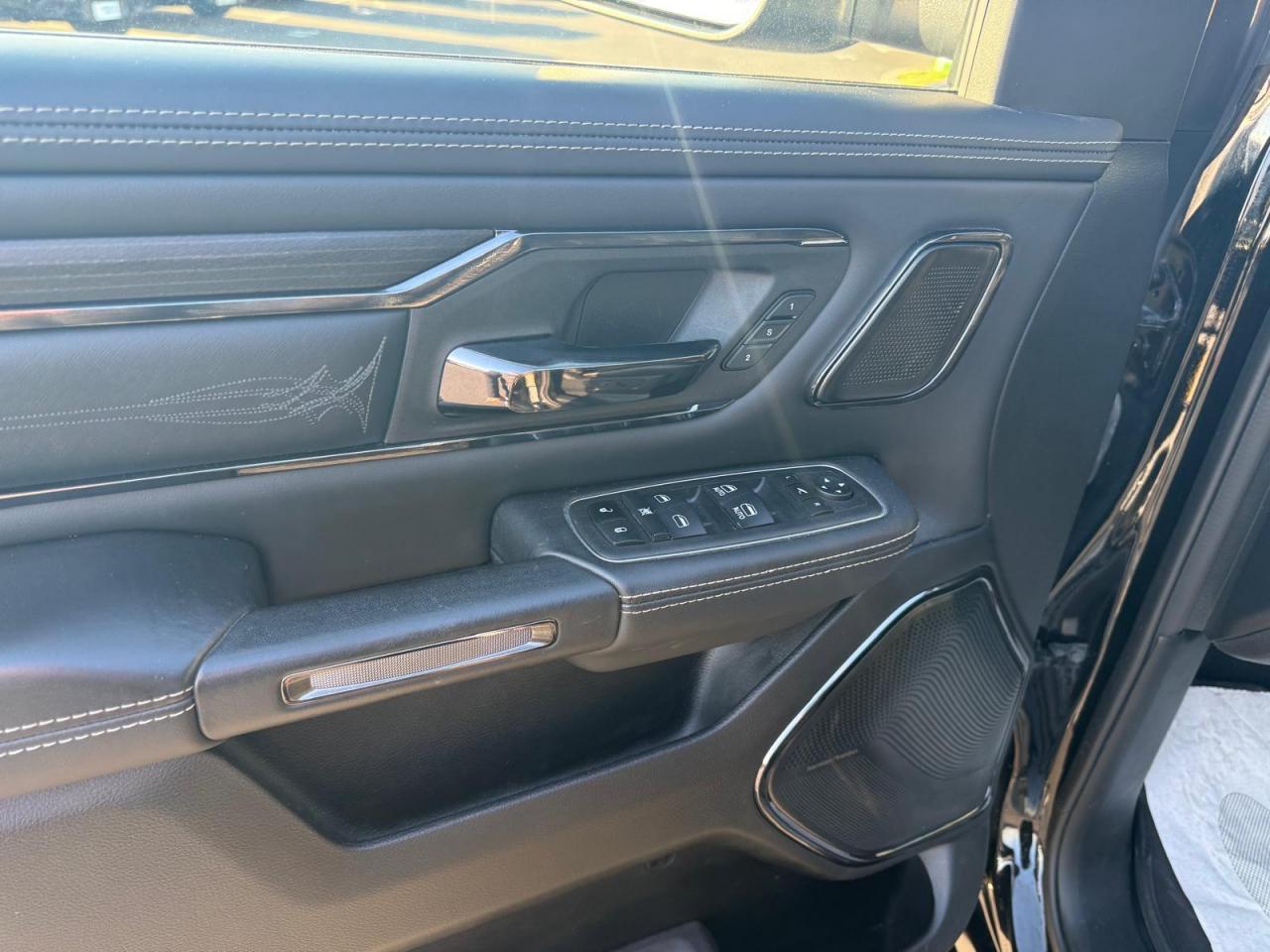 DODGE RAM 1500 LIMITED NIGHT EDTION RAMBOX HAYON MULTI