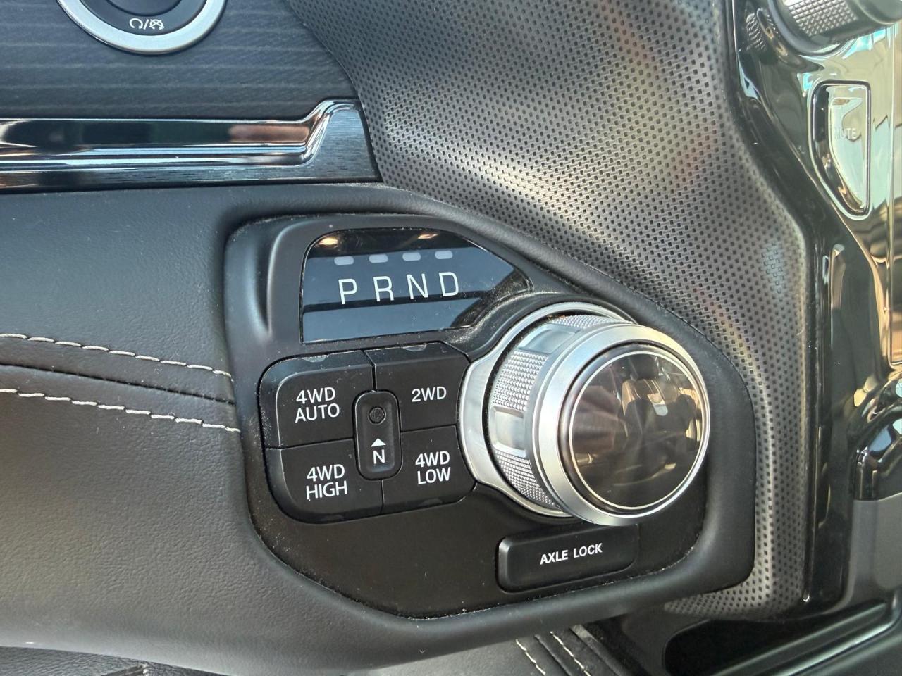 DODGE RAM 1500 LIMITED NIGHT EDTION RAMBOX HAYON MULTI