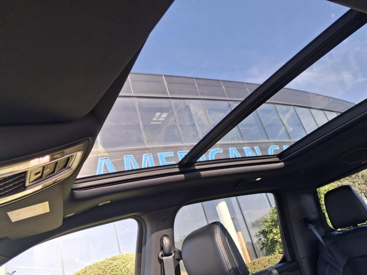 DODGE RAM 1500 CREW CAB REBEL AIR