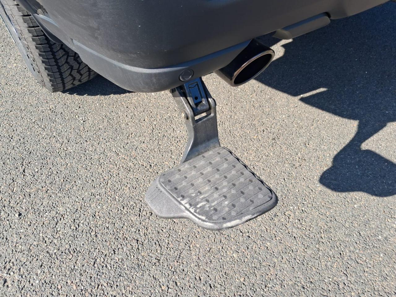 DODGE RAM 1500 CREW CAB REBEL AIR