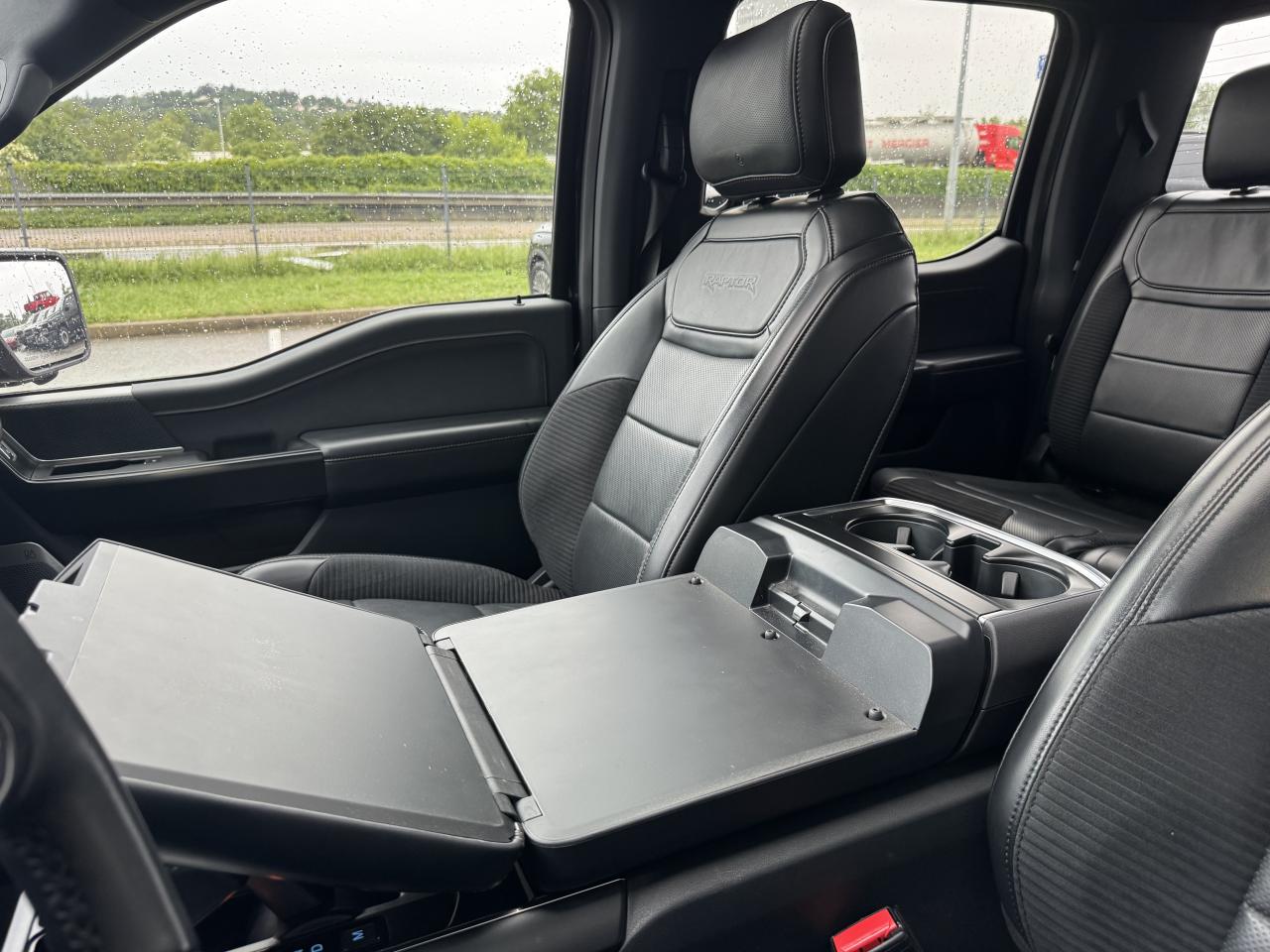 FORD F150 RAPTOR SUPERCREW