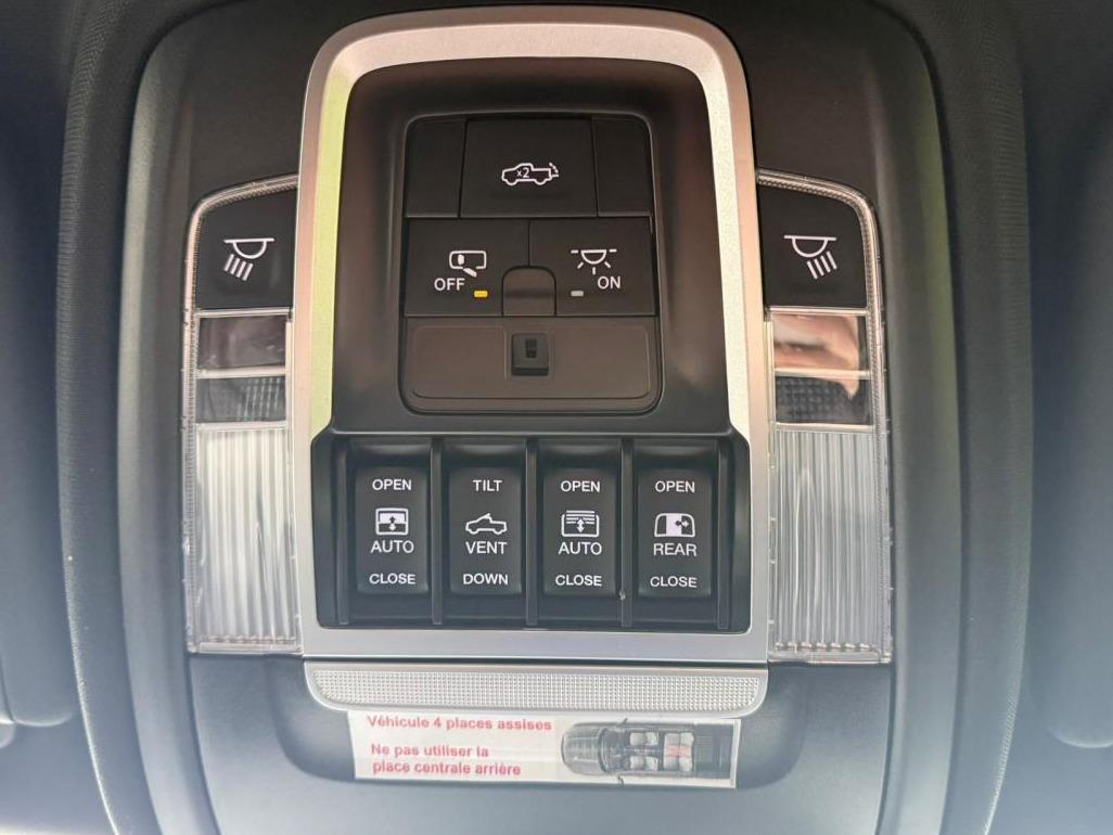 DODGE RAM 1500 CREW CAB REBEL