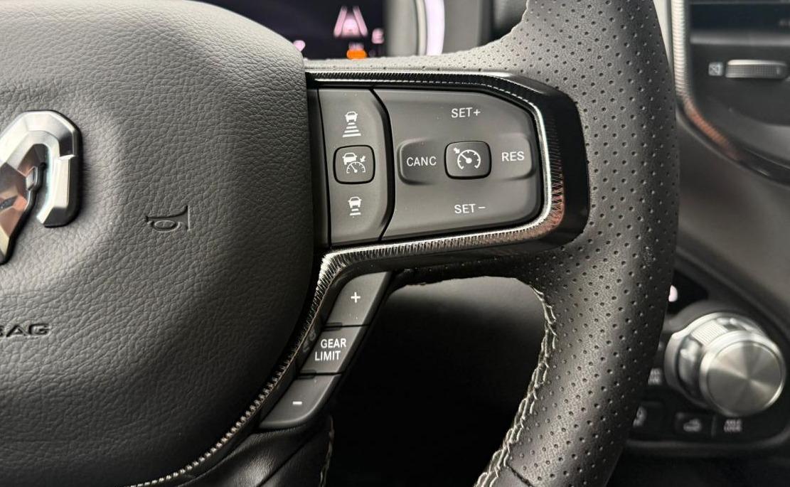 DODGE RAM 1500 CREW CAB REBEL