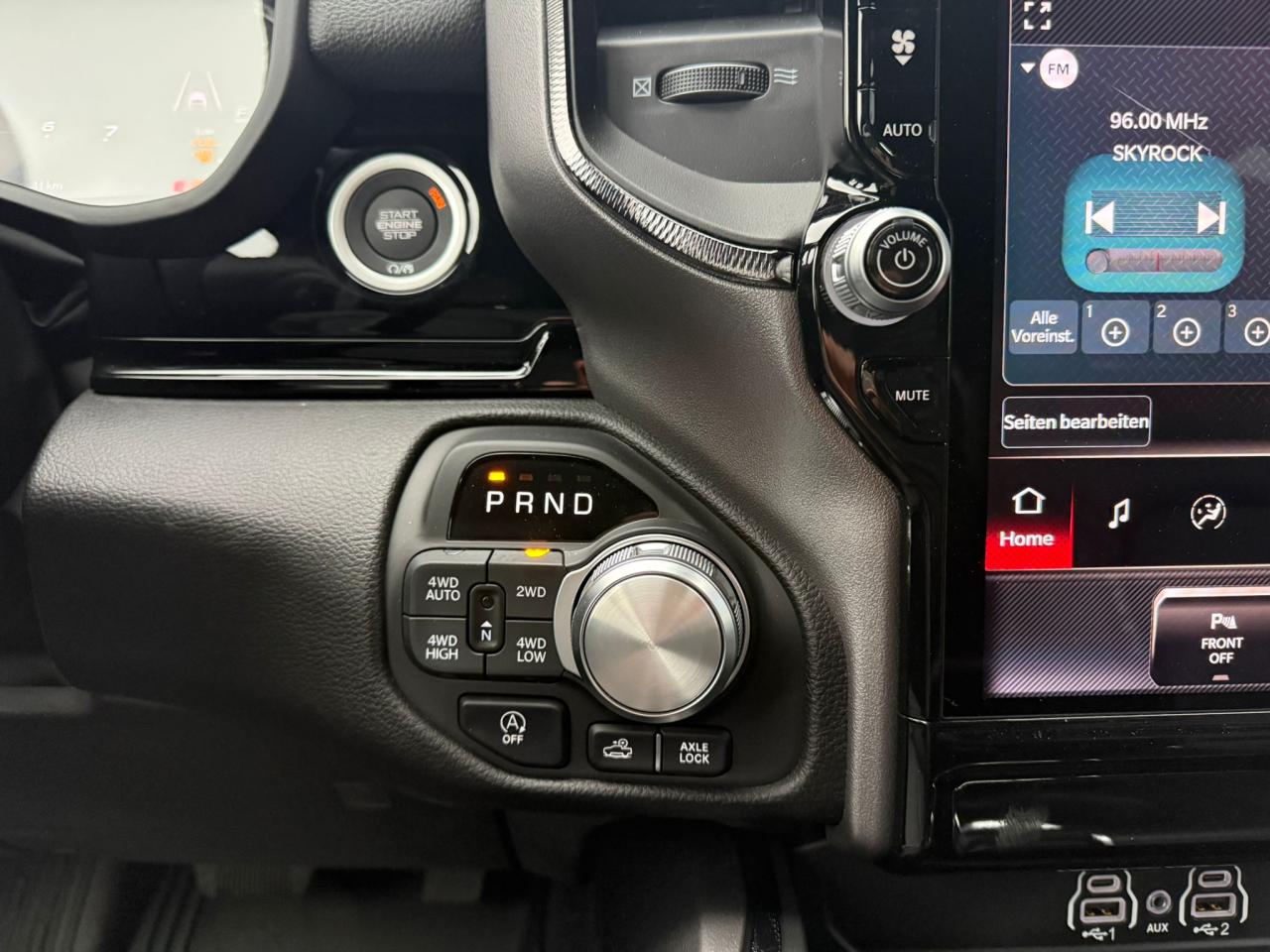 DODGE RAM 1500 CREW CAB REBEL