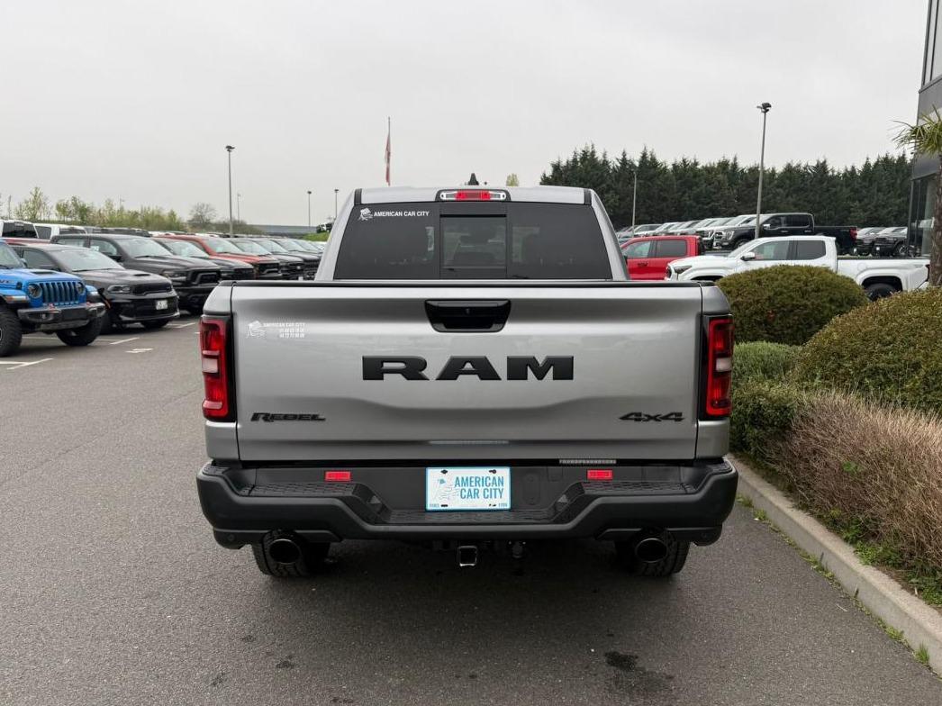 DODGE RAM 1500 CREW CAB REBEL