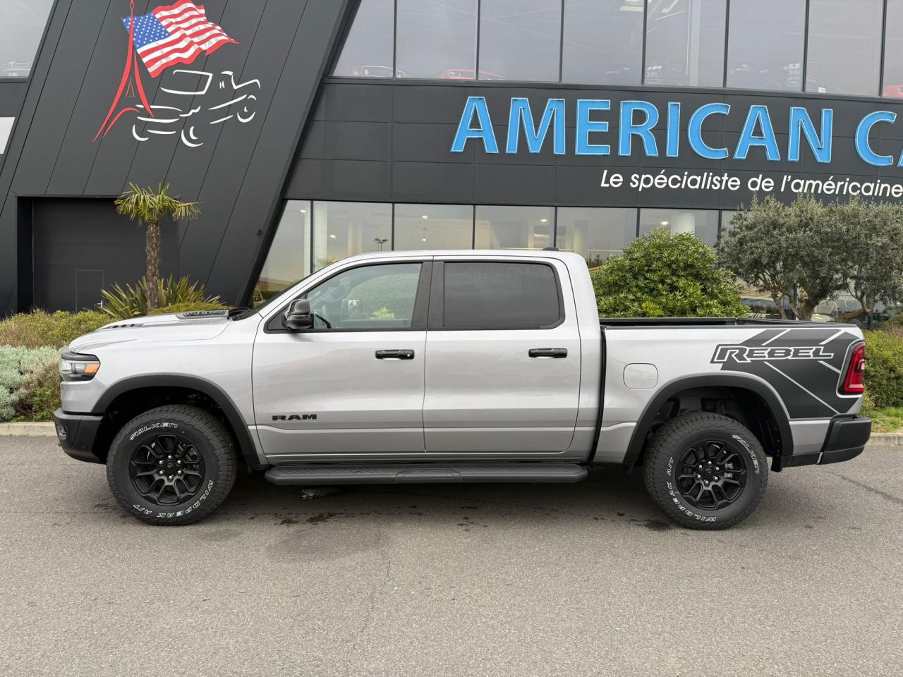 DODGE RAM 1500 CREW CAB REBEL