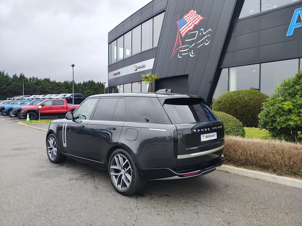 LAND ROVER RANGE ROVER 3.0 P550e - BVA Autobiography