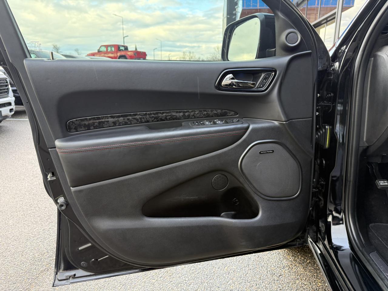 DODGE DURANGO 5.7L RT PREMIUM - PAS DE MALUS