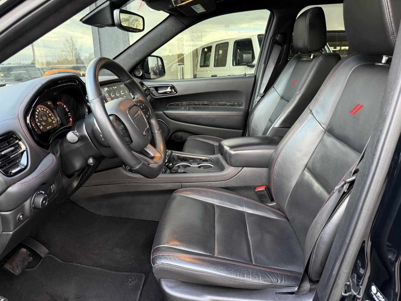 DODGE DURANGO 5.7L RT PREMIUM - PAS DE MALUS