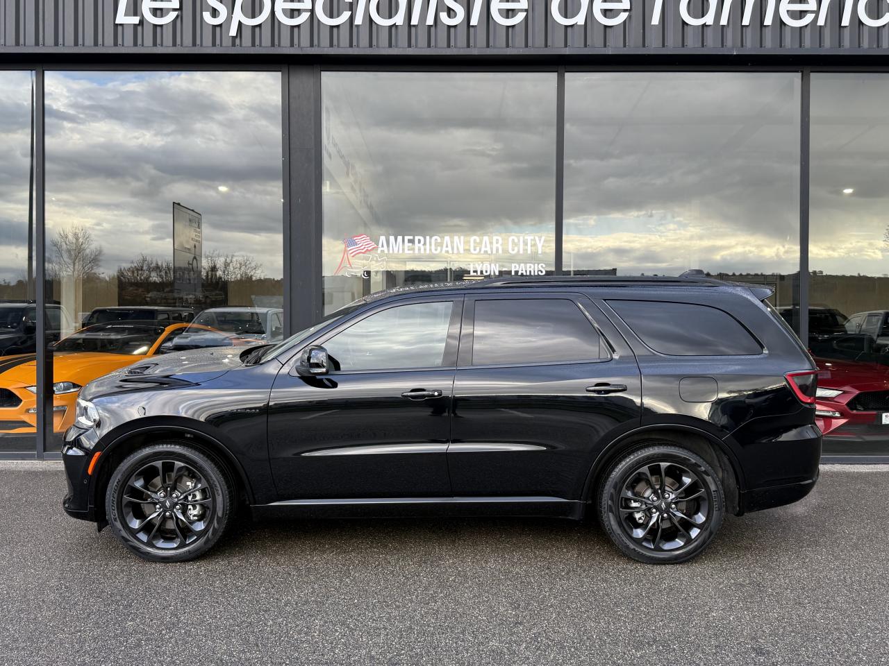 DODGE DURANGO 5.7L RT PREMIUM - PAS DE MALUS