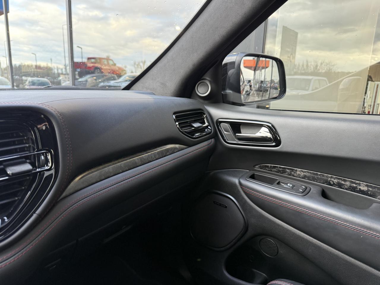 DODGE DURANGO 5.7L RT PREMIUM - PAS DE MALUS