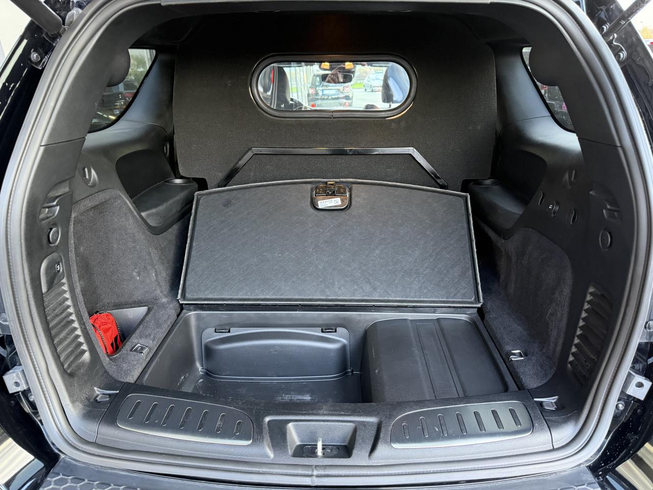 DODGE DURANGO 5.7L RT PREMIUM - PAS DE MALUS