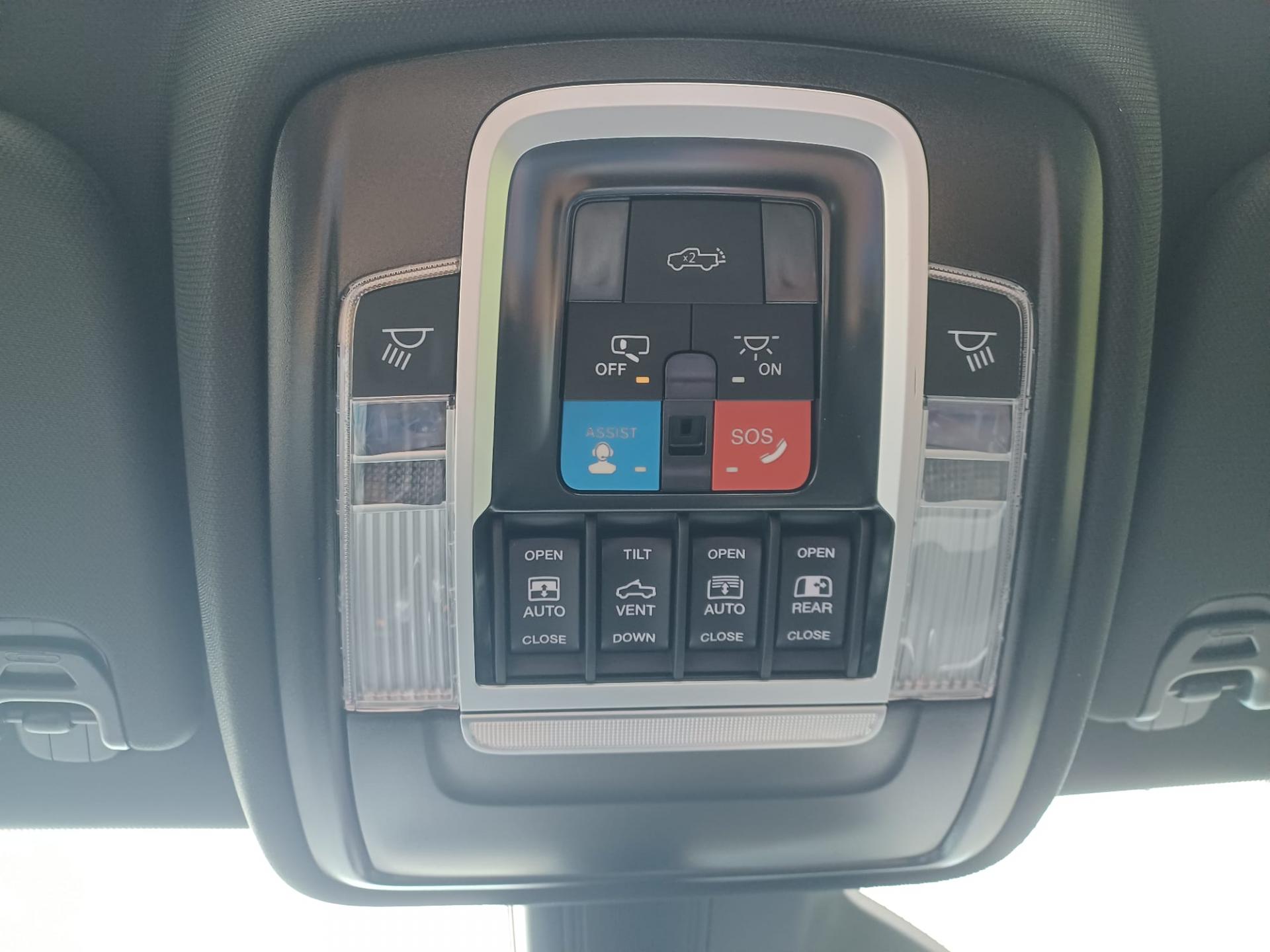 DODGE RAM 1500 CREW LIMITED V8 5.7L HEMI HAYON MULTI