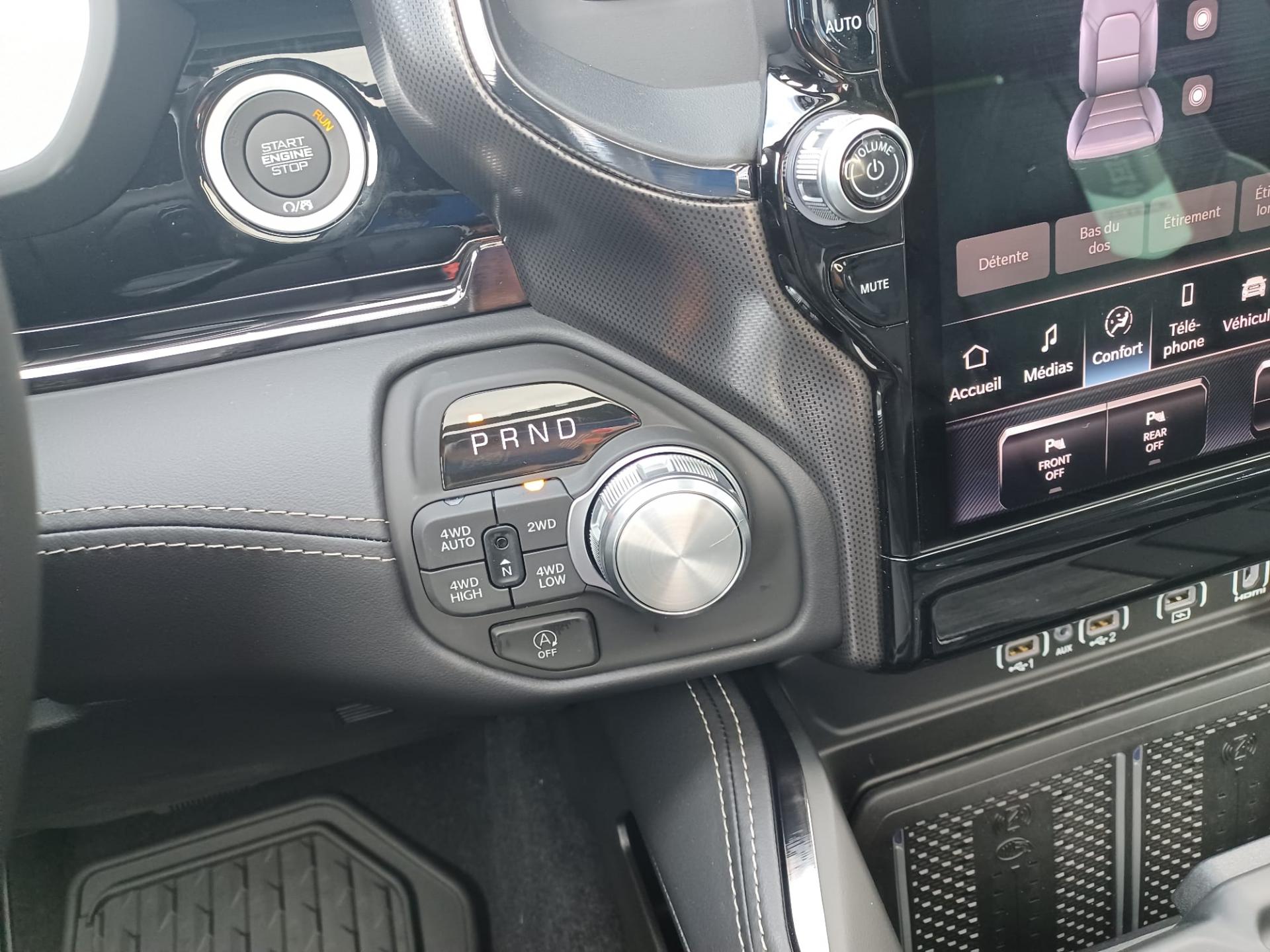 DODGE RAM 1500 CREW LIMITED V8 5.7L HEMI HAYON MULTI