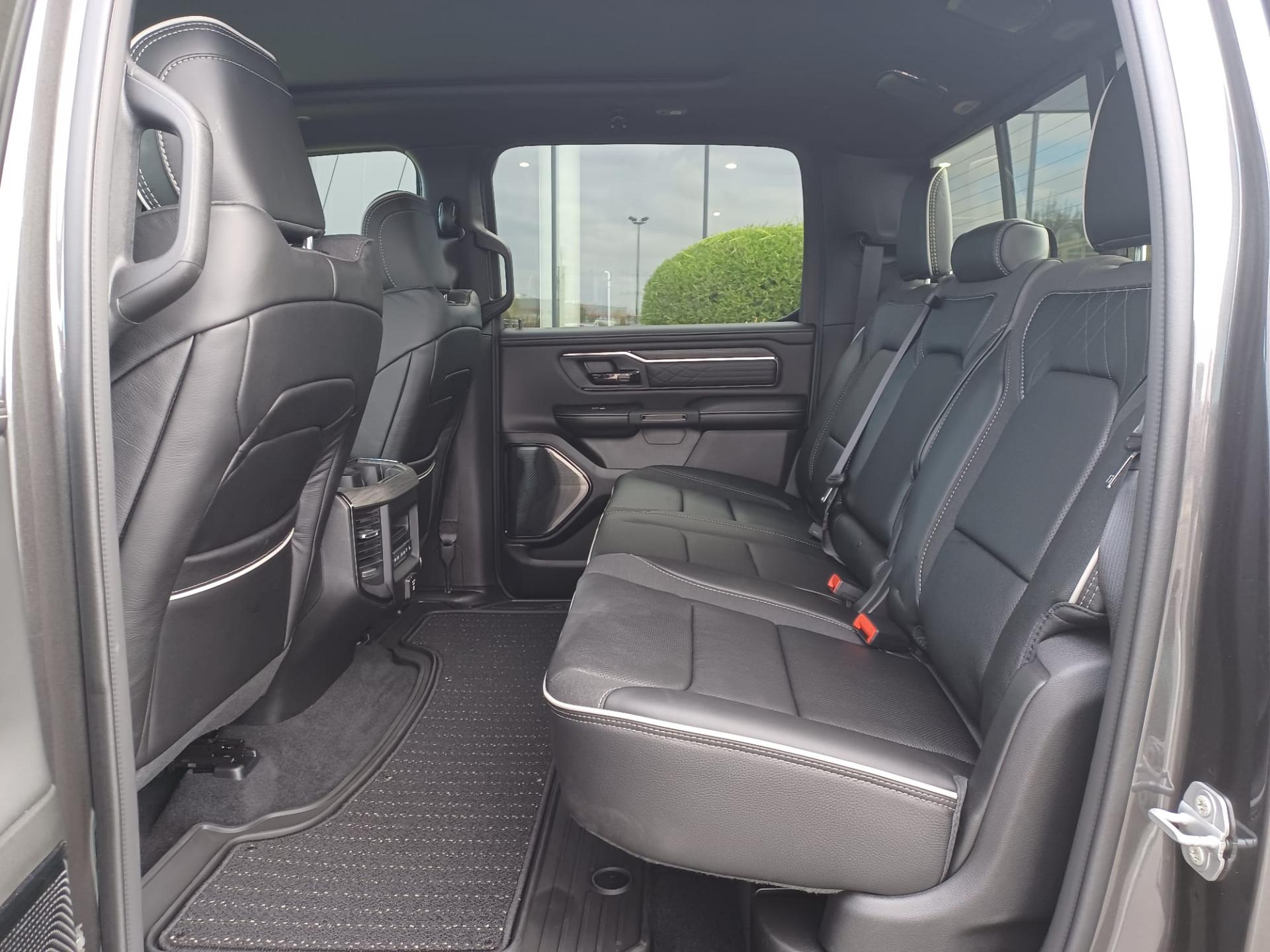 DODGE RAM 1500 CREW LIMITED V8 5.7L HEMI HAYON MULTI