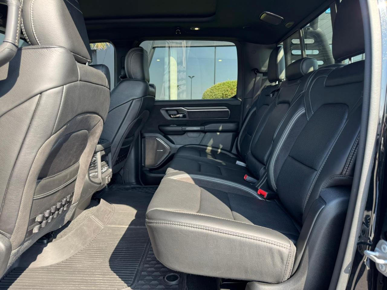 DODGE RAM 1500 CREW CAB TRX 6.2L V8