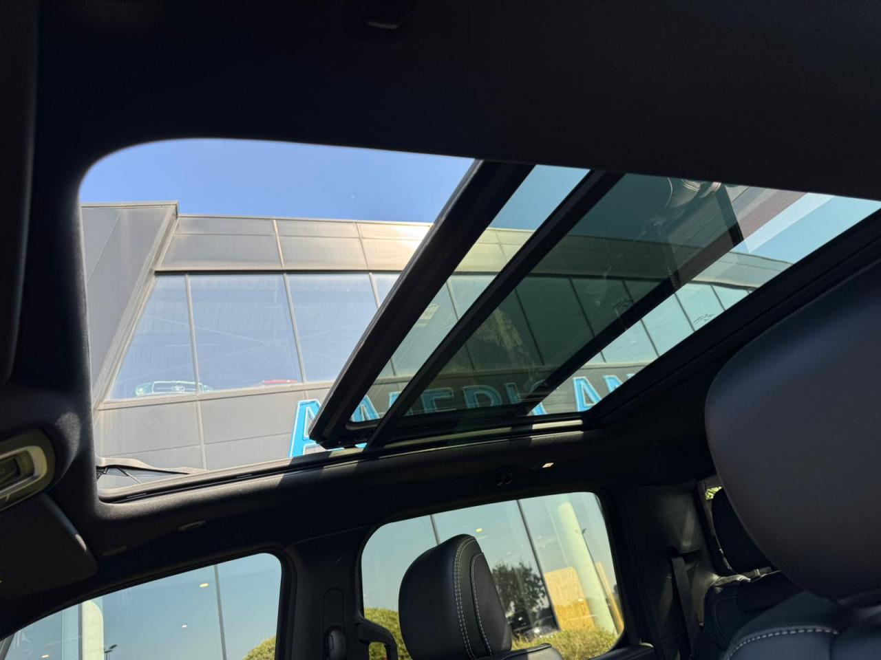 DODGE RAM 1500 CREW CAB TRX 6.2L V8