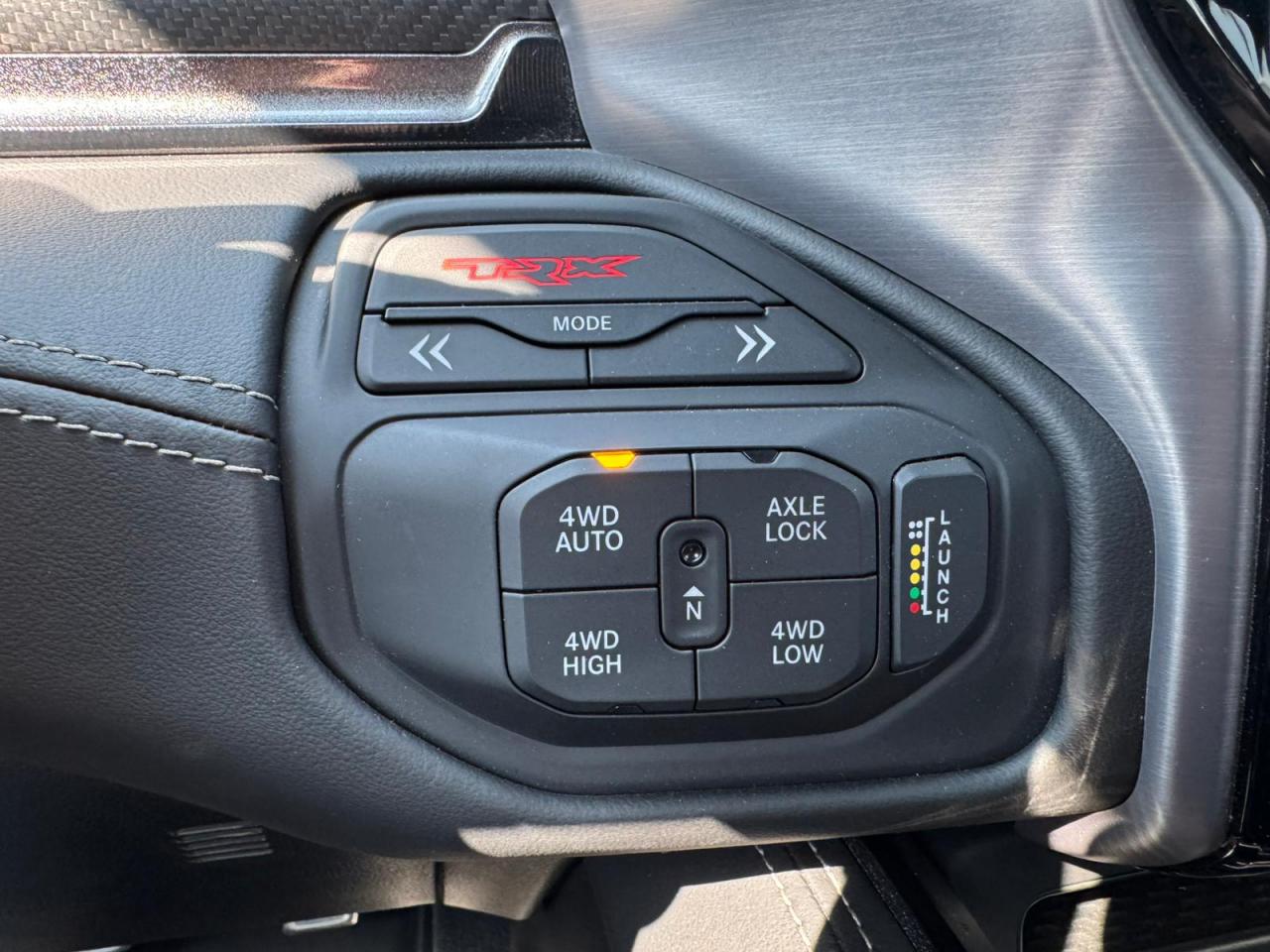 DODGE RAM 1500 CREW CAB TRX 6.2L V8