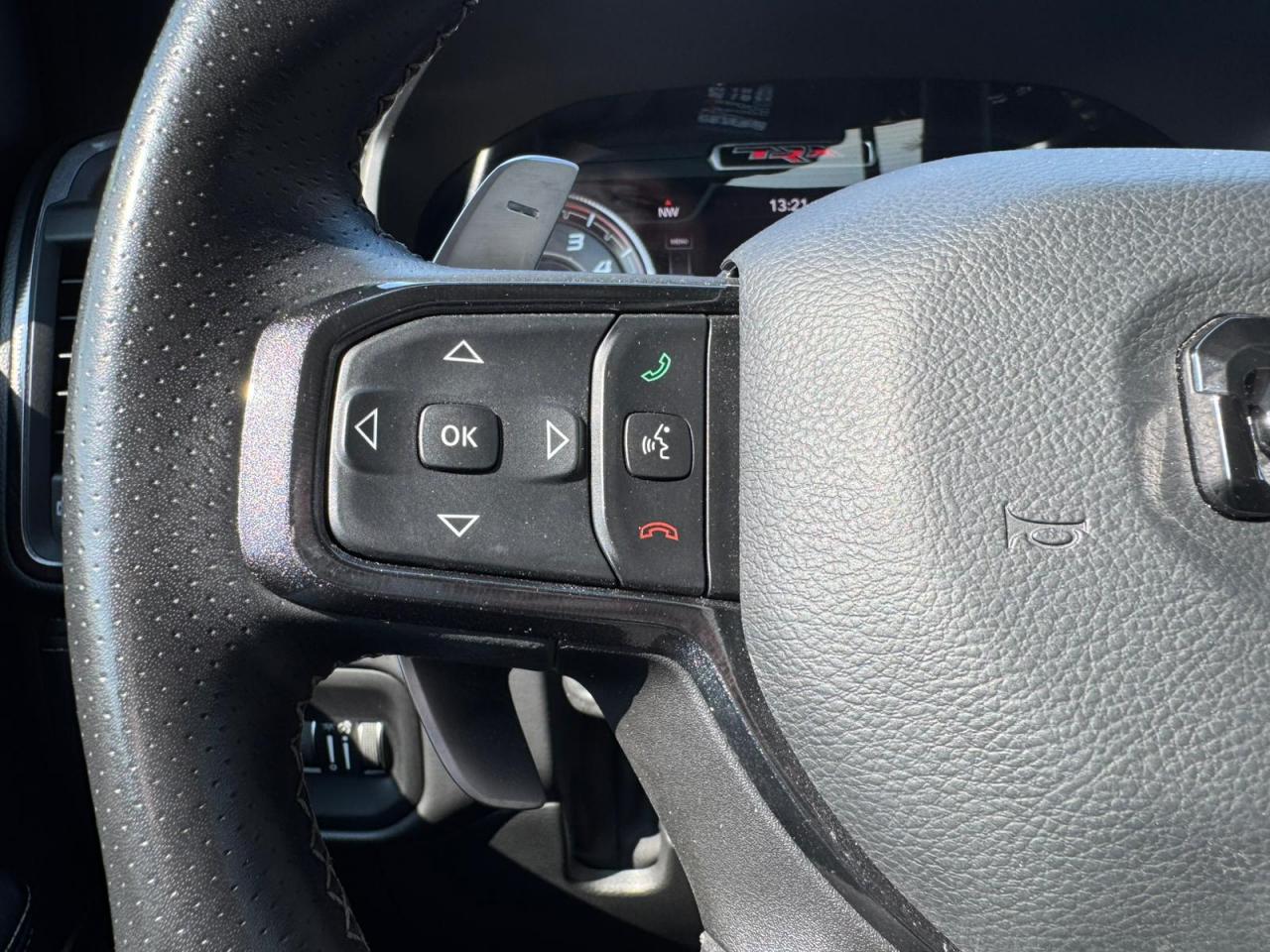 DODGE RAM 1500 CREW CAB TRX 6.2L V8