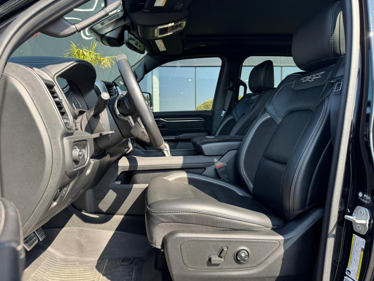 DODGE RAM 1500 CREW CAB TRX 6.2L V8