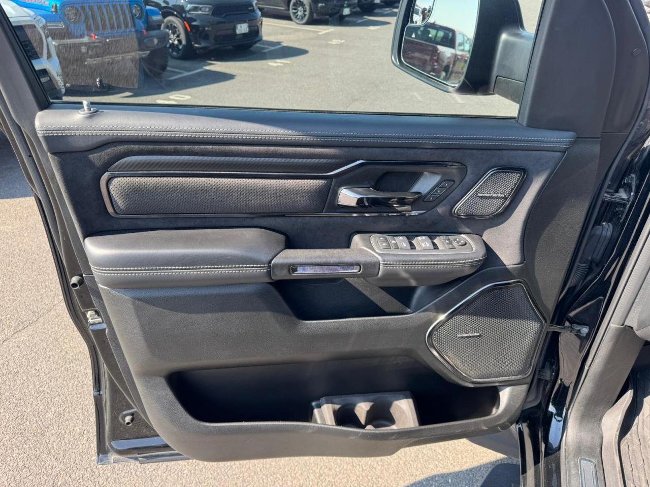 DODGE RAM 1500 CREW CAB TRX 6.2L V8