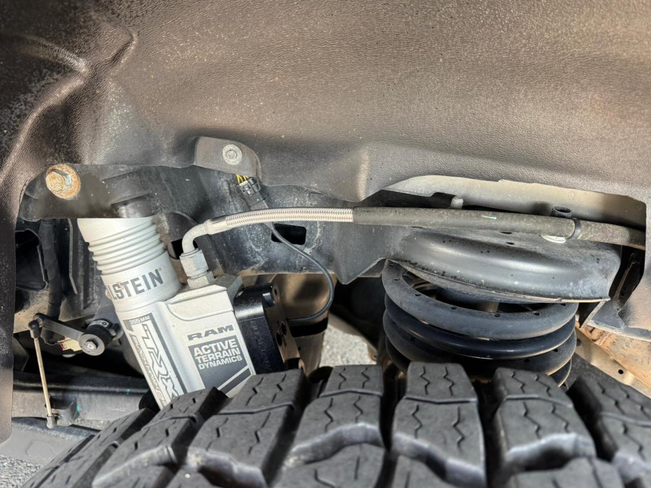 DODGE RAM 1500 CREW CAB TRX 6.2L V8