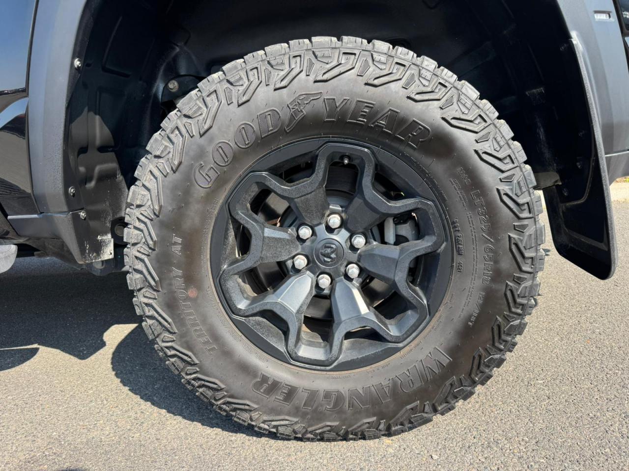 DODGE RAM 1500 CREW CAB TRX 6.2L V8