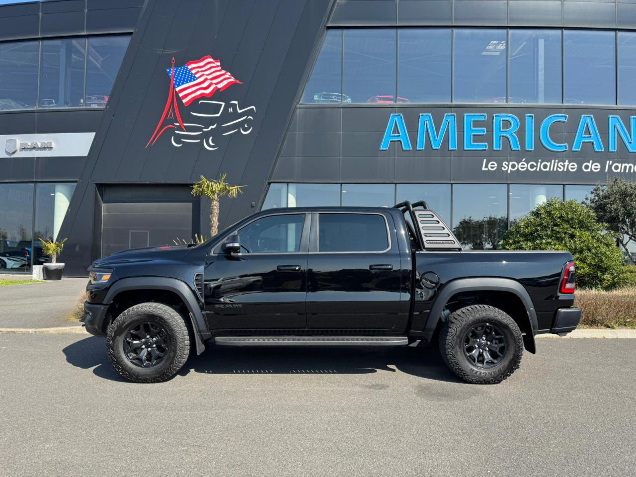 DODGE RAM 1500 CREW CAB TRX 6.2L V8