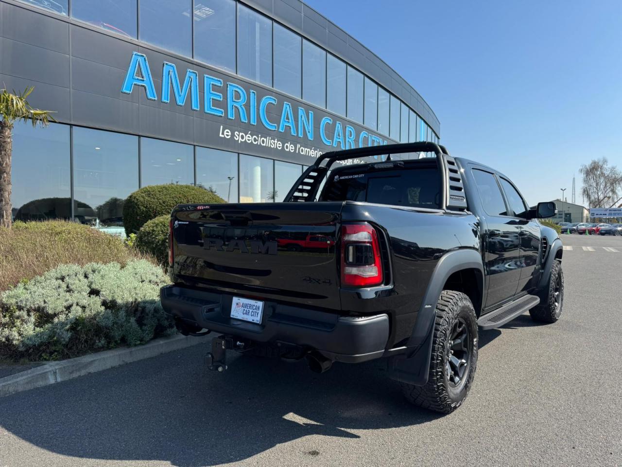 DODGE RAM 1500 CREW CAB TRX 6.2L V8