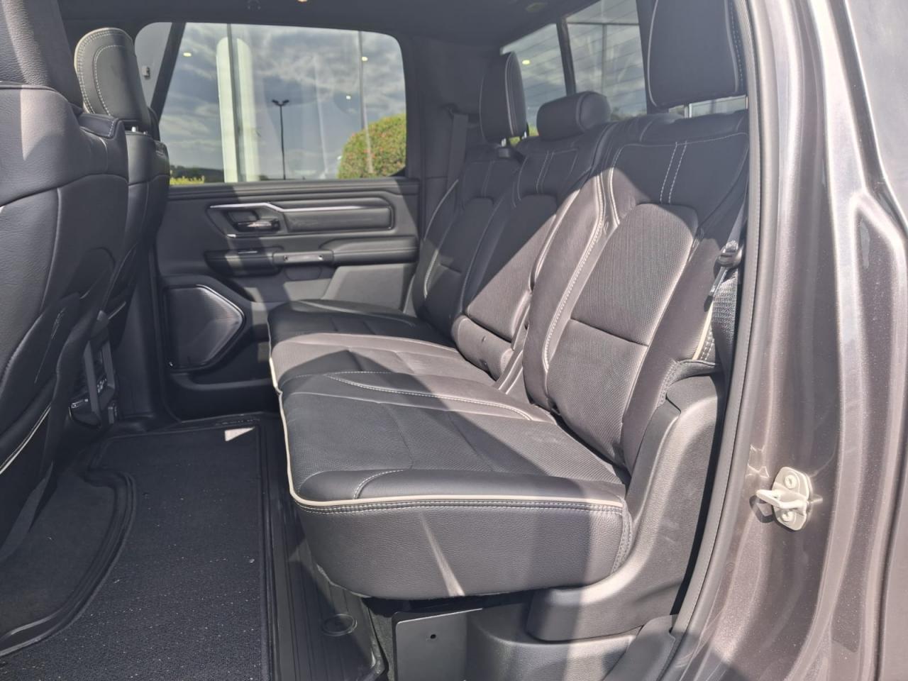 DODGE RAM 1500 CREW LIMITED NIGHT EDITION RAMBOX