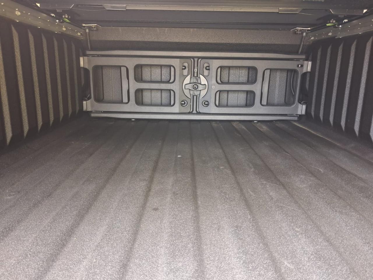 DODGE RAM 1500 CREW LIMITED NIGHT EDITION RAMBOX