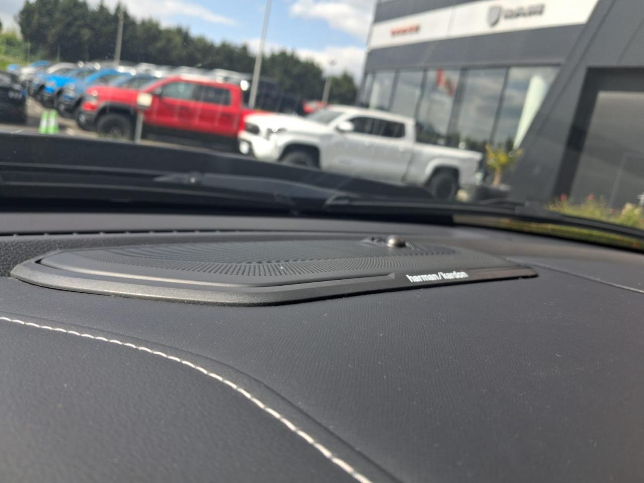 DODGE RAM 1500 CREW LIMITED NIGHT EDITION RAMBOX