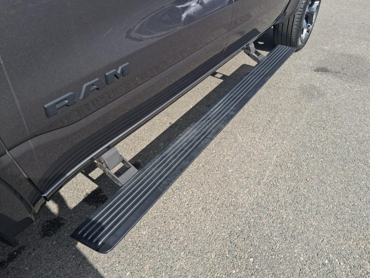 DODGE RAM 1500 CREW LIMITED NIGHT EDITION RAMBOX