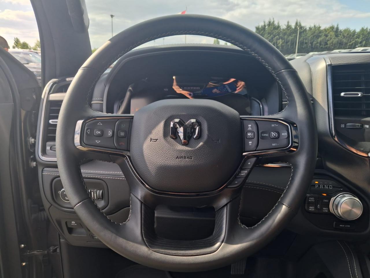 DODGE RAM 1500 CREW LIMITED NIGHT EDITION RAMBOX