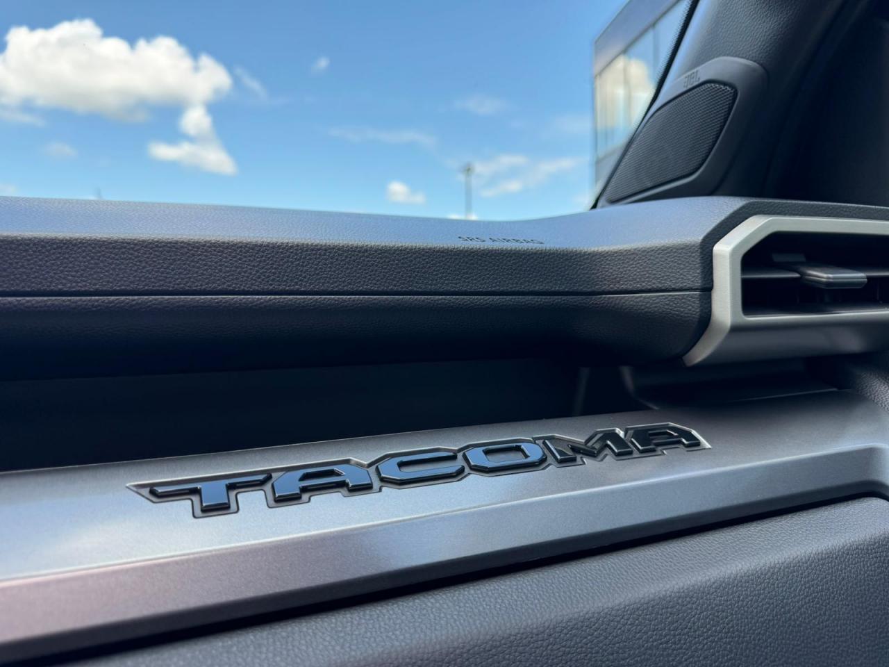 TOYOTA TACOMA TRD SPORT PREMIUM