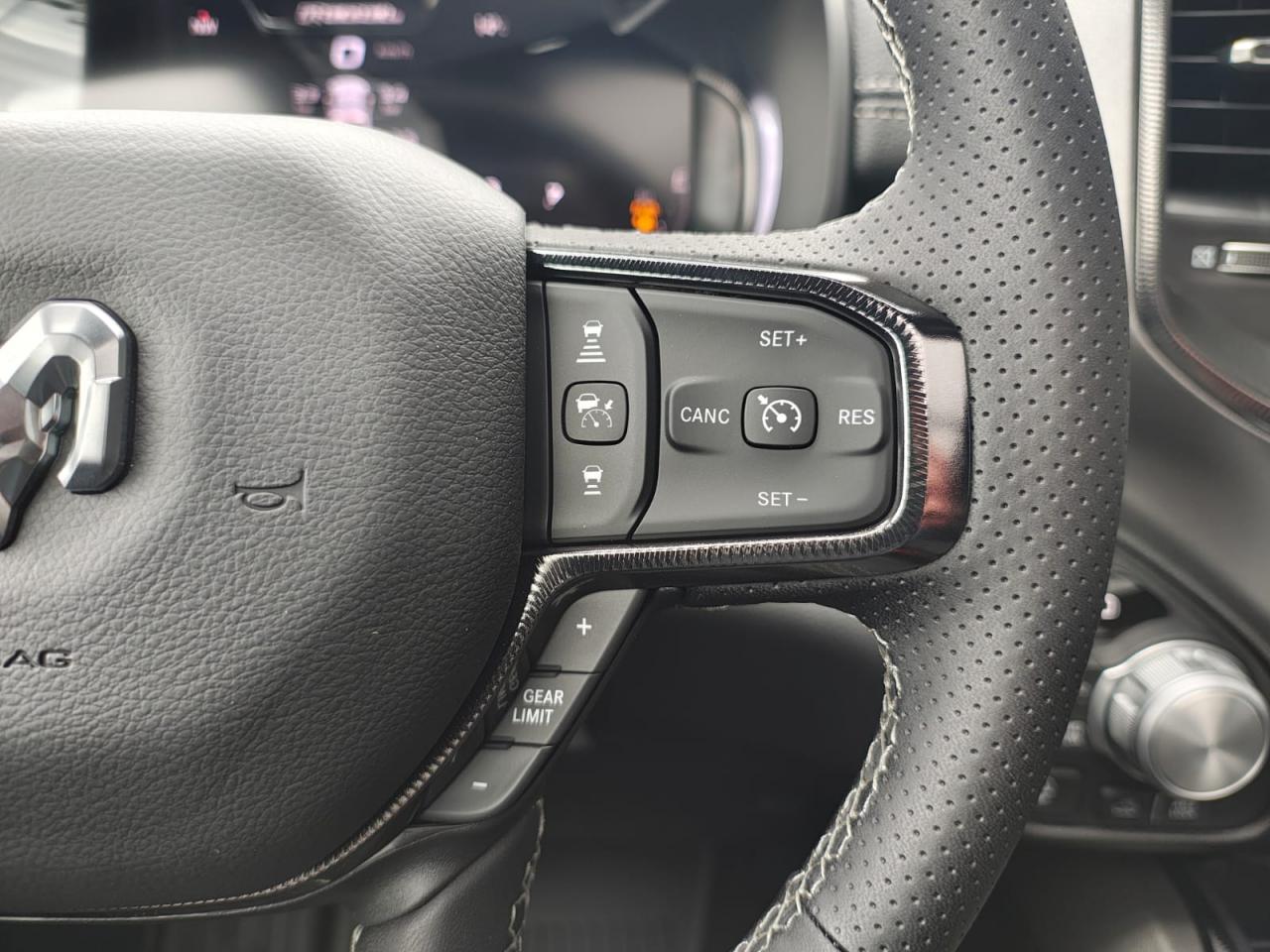 DODGE RAM 1500 CREW CAB REBEL