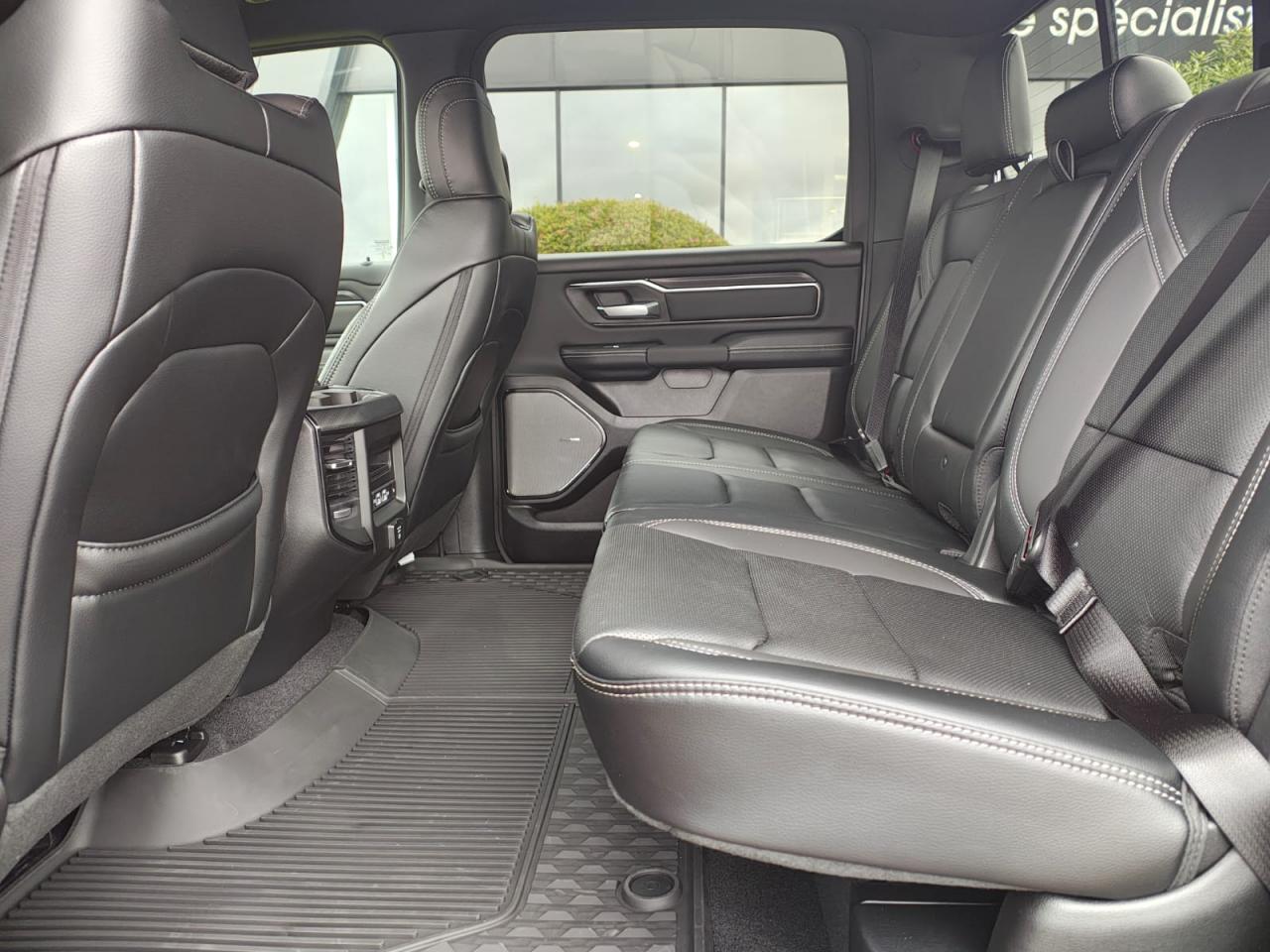 DODGE RAM 1500 CREW CAB REBEL