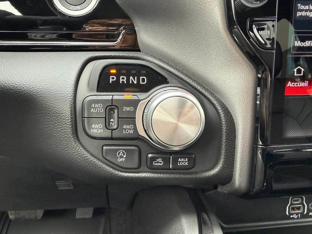 DODGE RAM 1500 CREW CAB REBEL