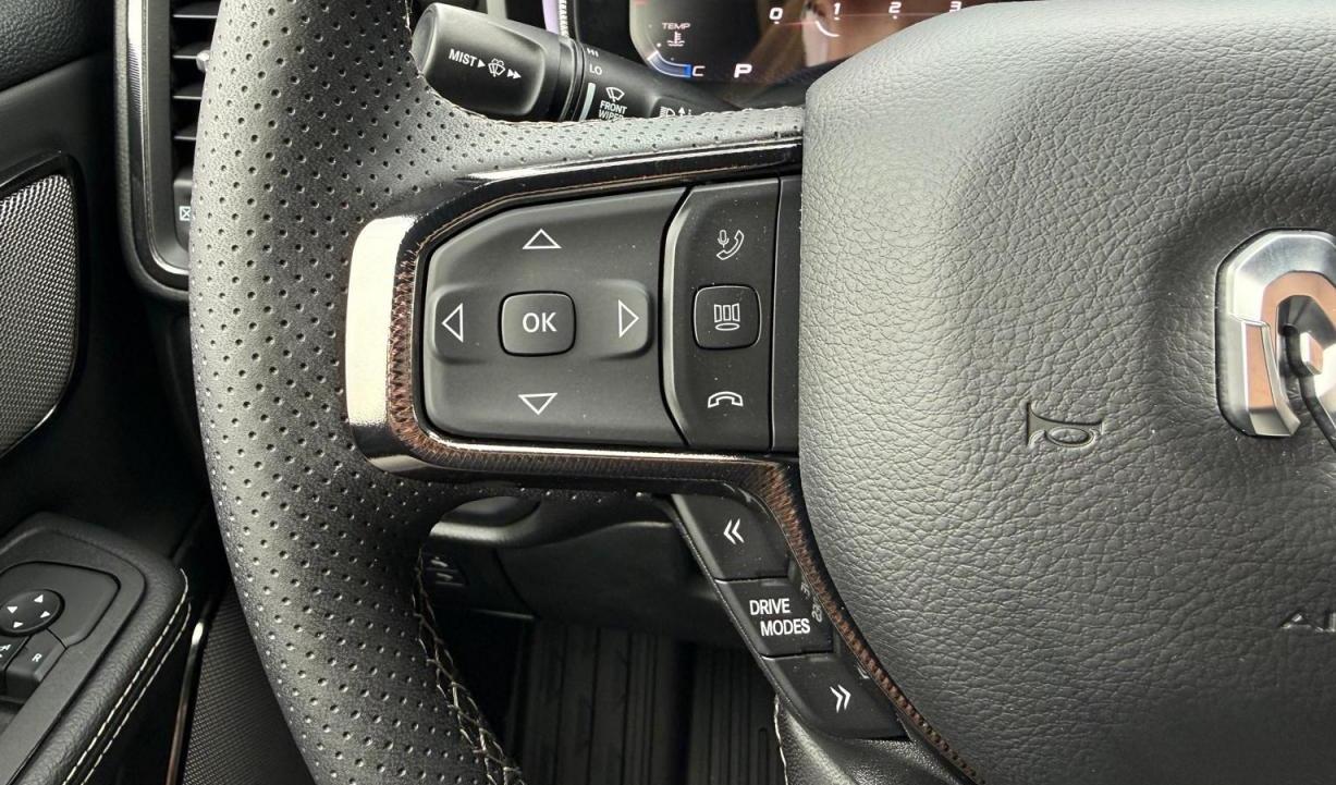 DODGE RAM 1500 CREW CAB REBEL