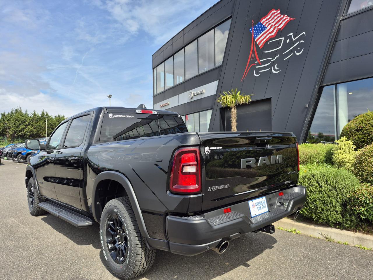 DODGE RAM 1500 CREW CAB REBEL