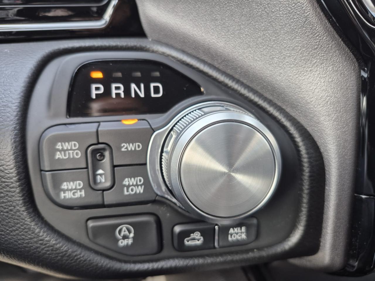 DODGE RAM 1500 CREW CAB REBEL