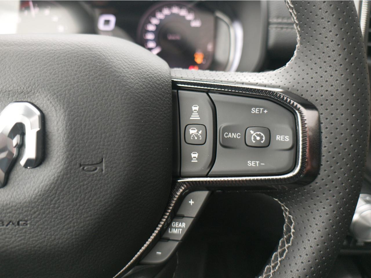 DODGE RAM 1500 CREW CAB REBEL