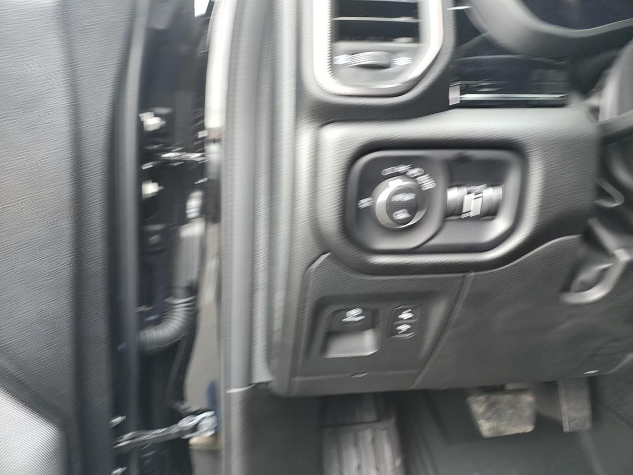 DODGE RAM 1500 CREW CAB REBEL